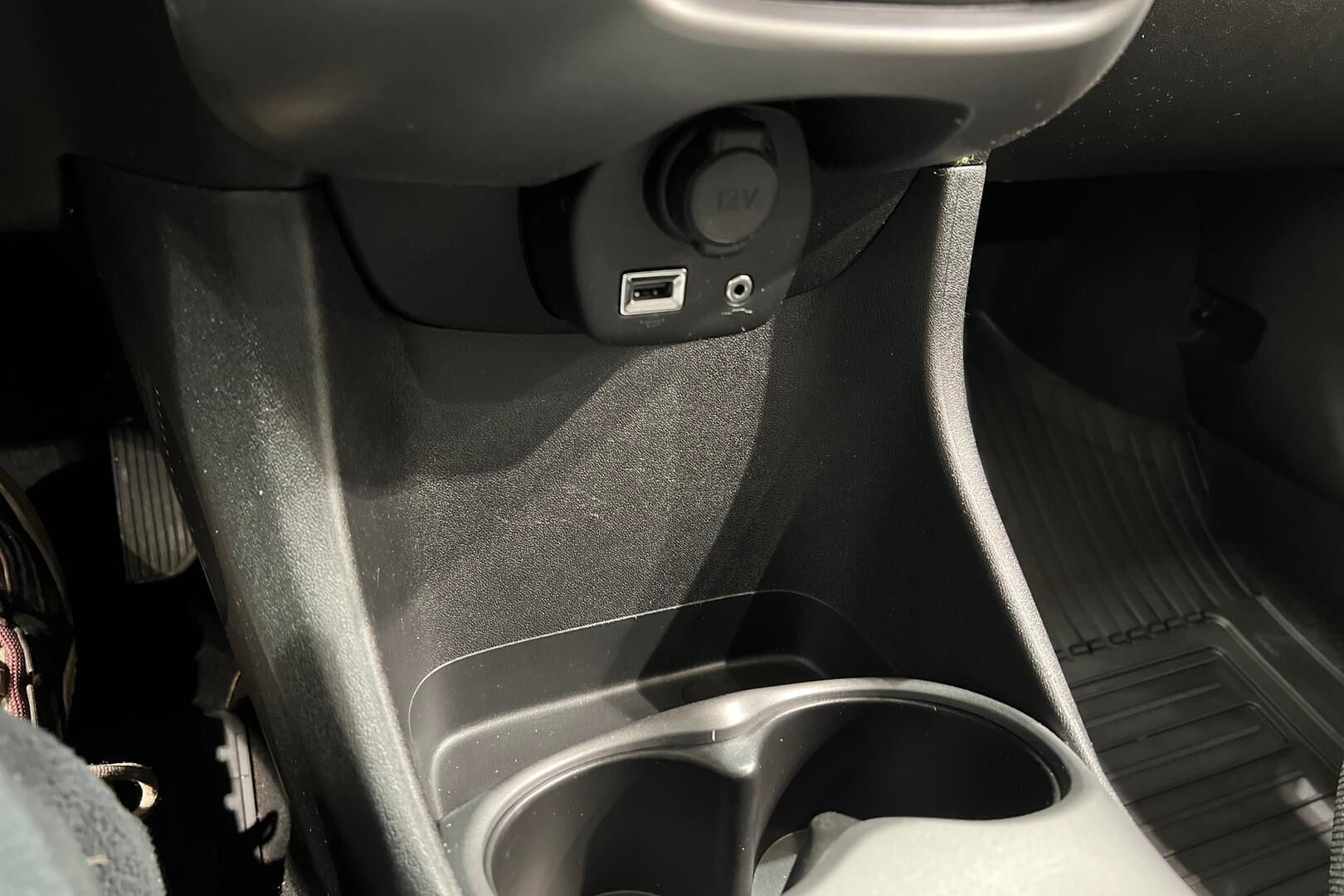 Toyota AYGO iso kuva 21