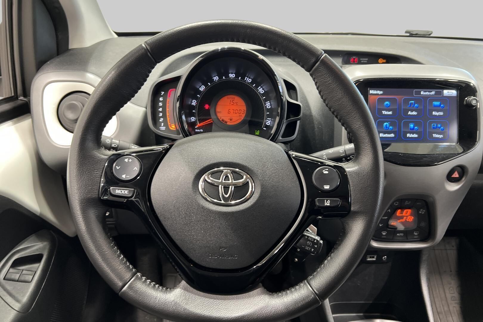 Toyota AYGO iso kuva 28