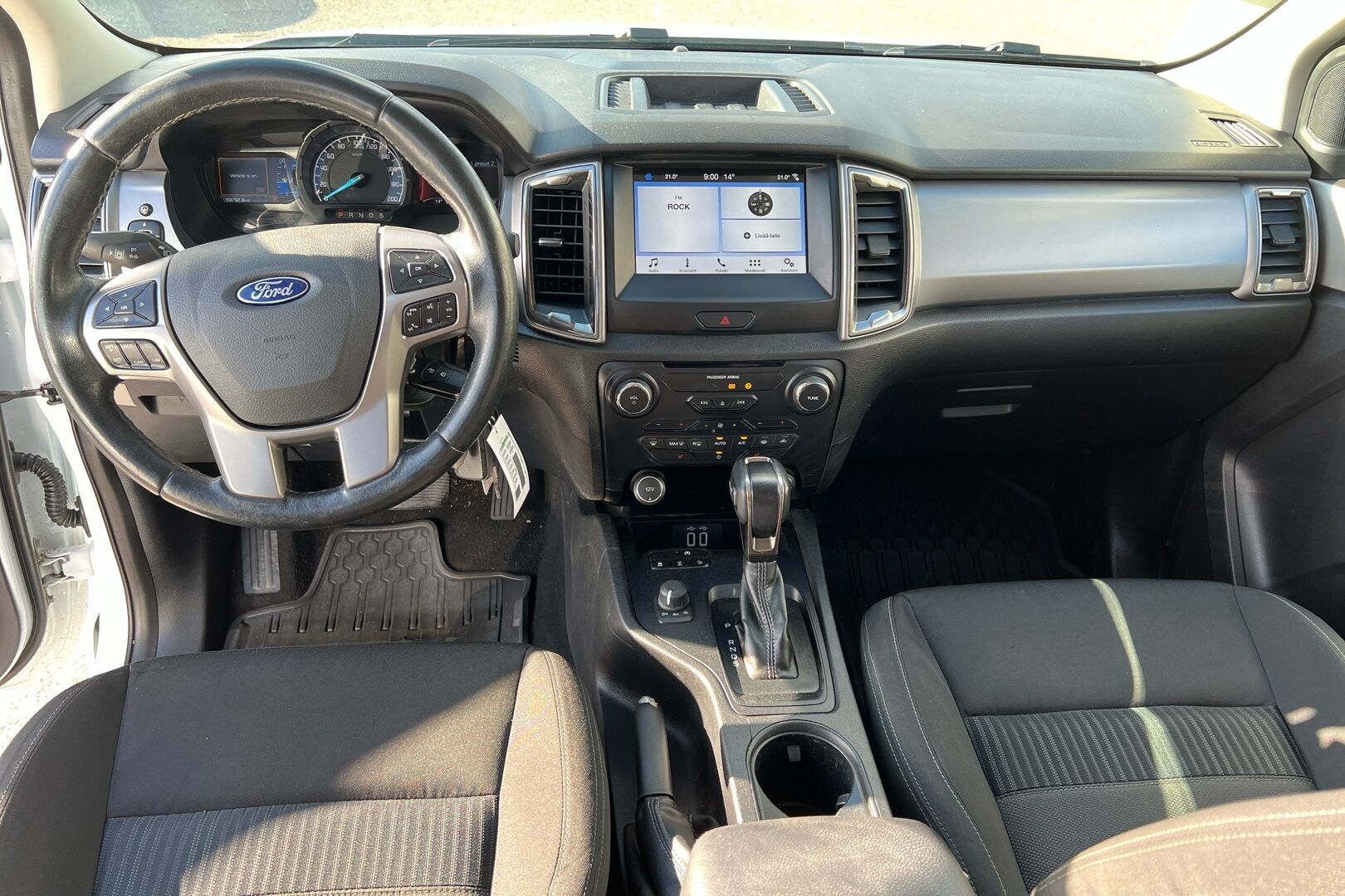 Ford Ranger iso kuva 19