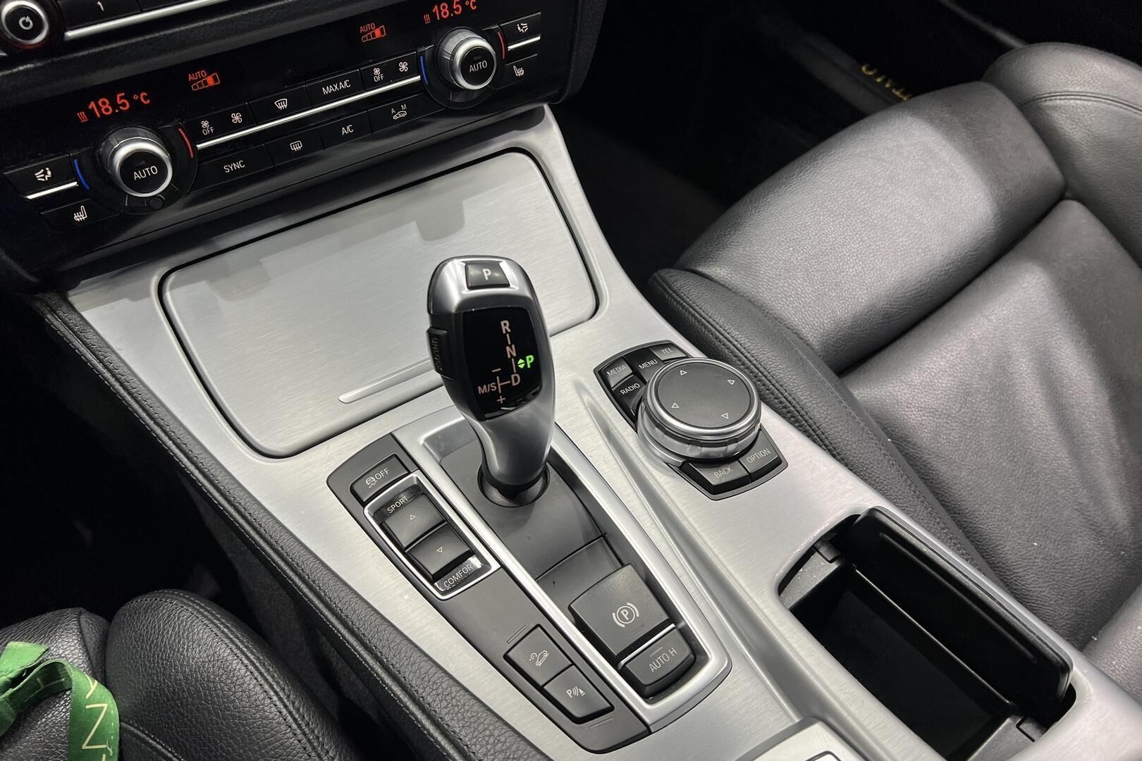 BMW 5-SARJA iso kuva 19