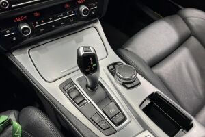 BMW 5-SARJA esikatselu 19