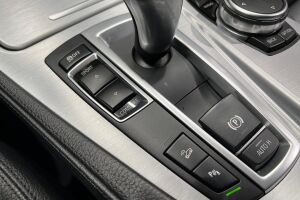 BMW 5-SARJA esikatselu 21