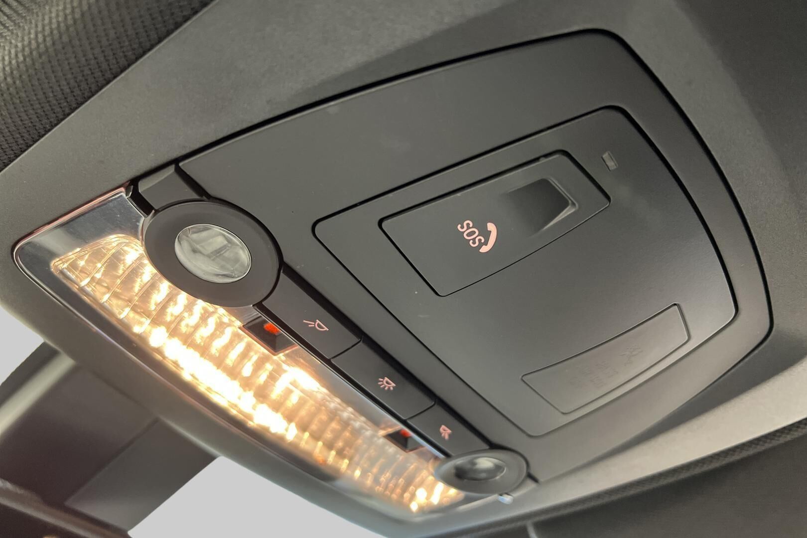 BMW 5-SARJA iso kuva 28