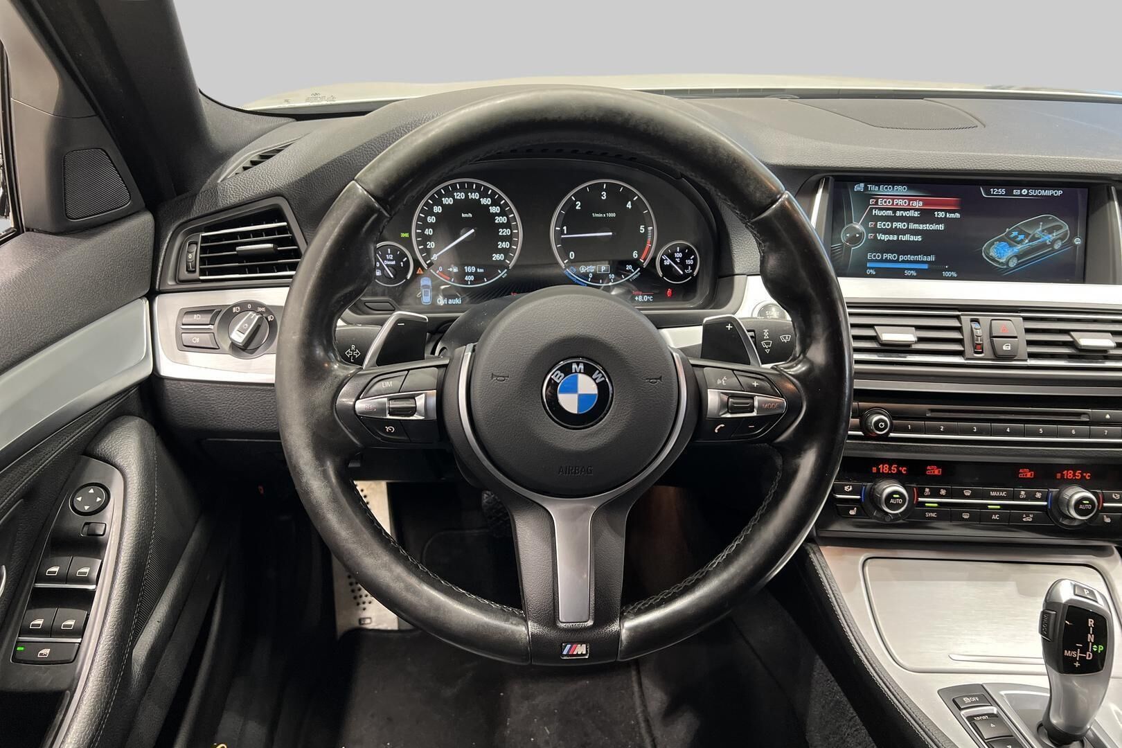 BMW 5-SARJA iso kuva 31