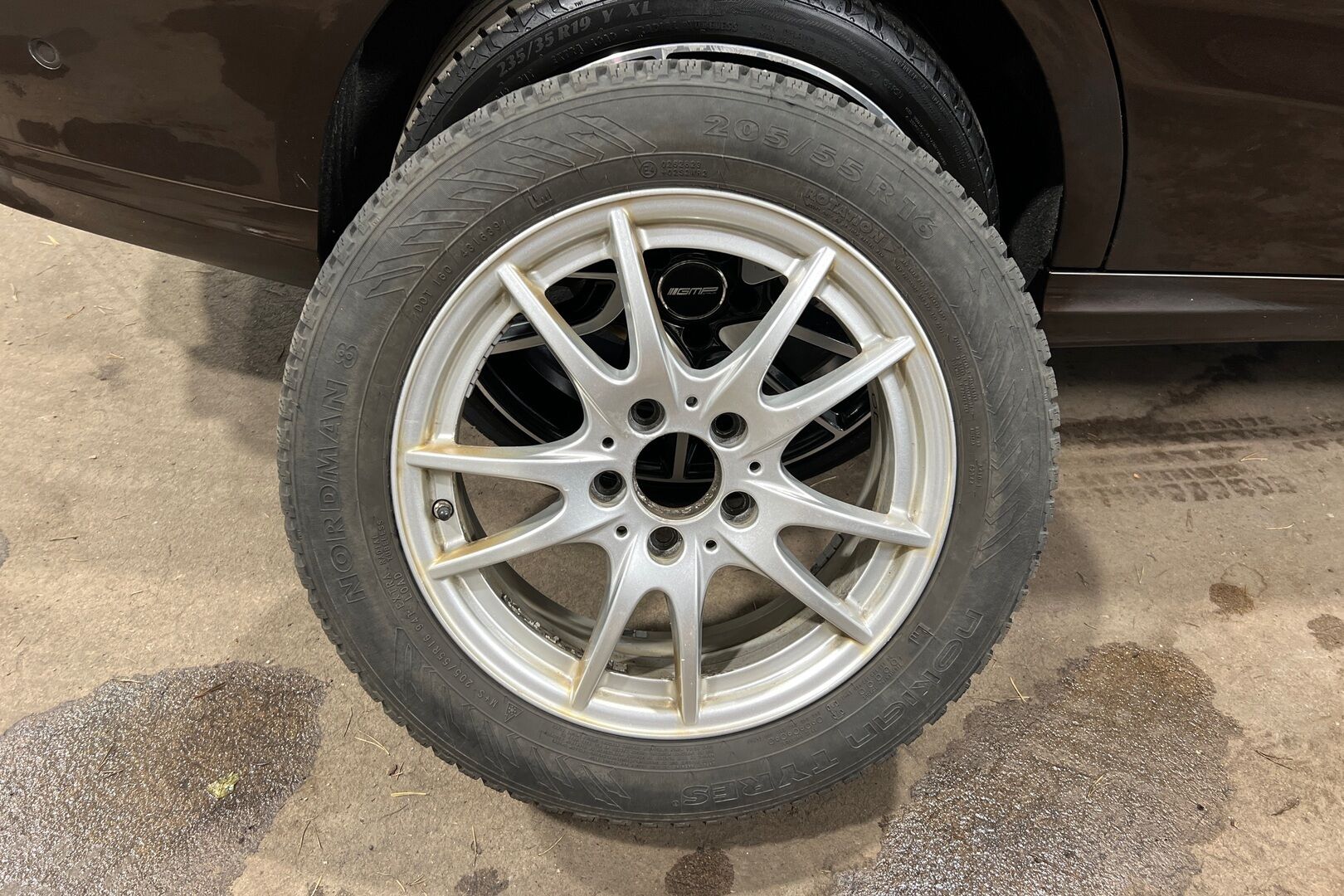 Mercedes-Benz CLA iso kuva 14