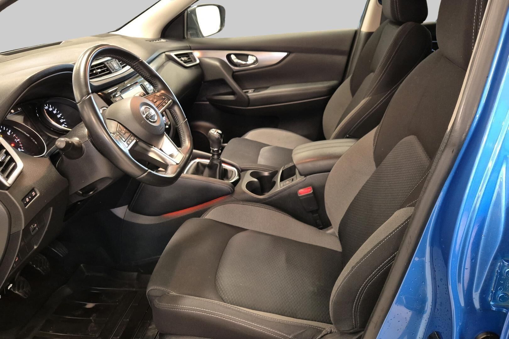 Nissan Qashqai iso kuva 4