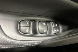 Nissan Qashqai esikatselu 18