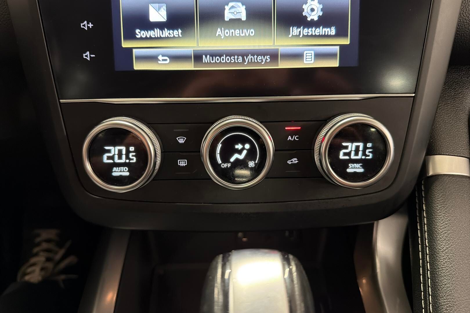 Renault Kadjar iso kuva 36