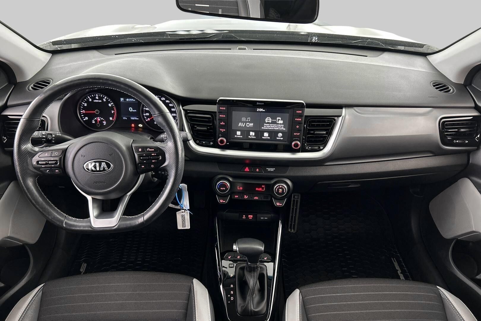 Kia Stonic iso kuva 10