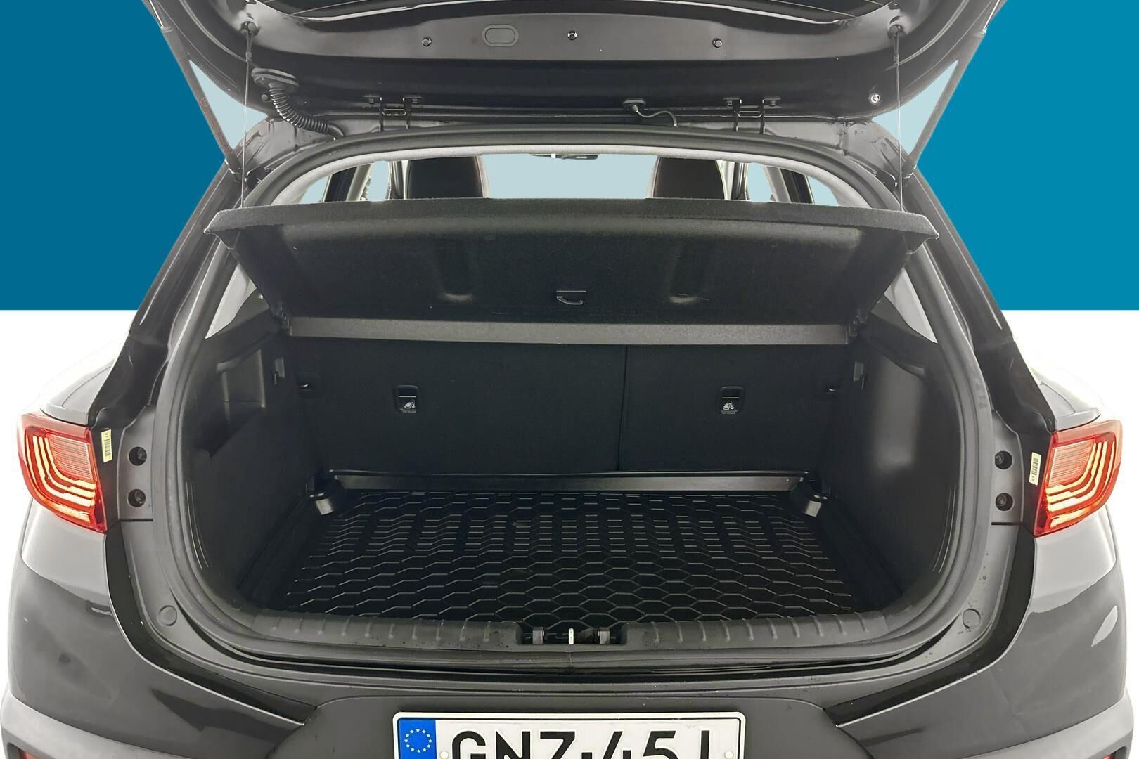 Kia Stonic iso kuva 11