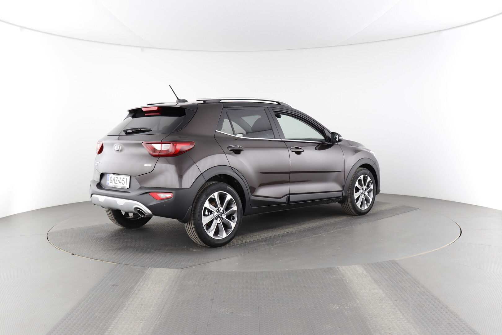 Kia Stonic iso kuva 4