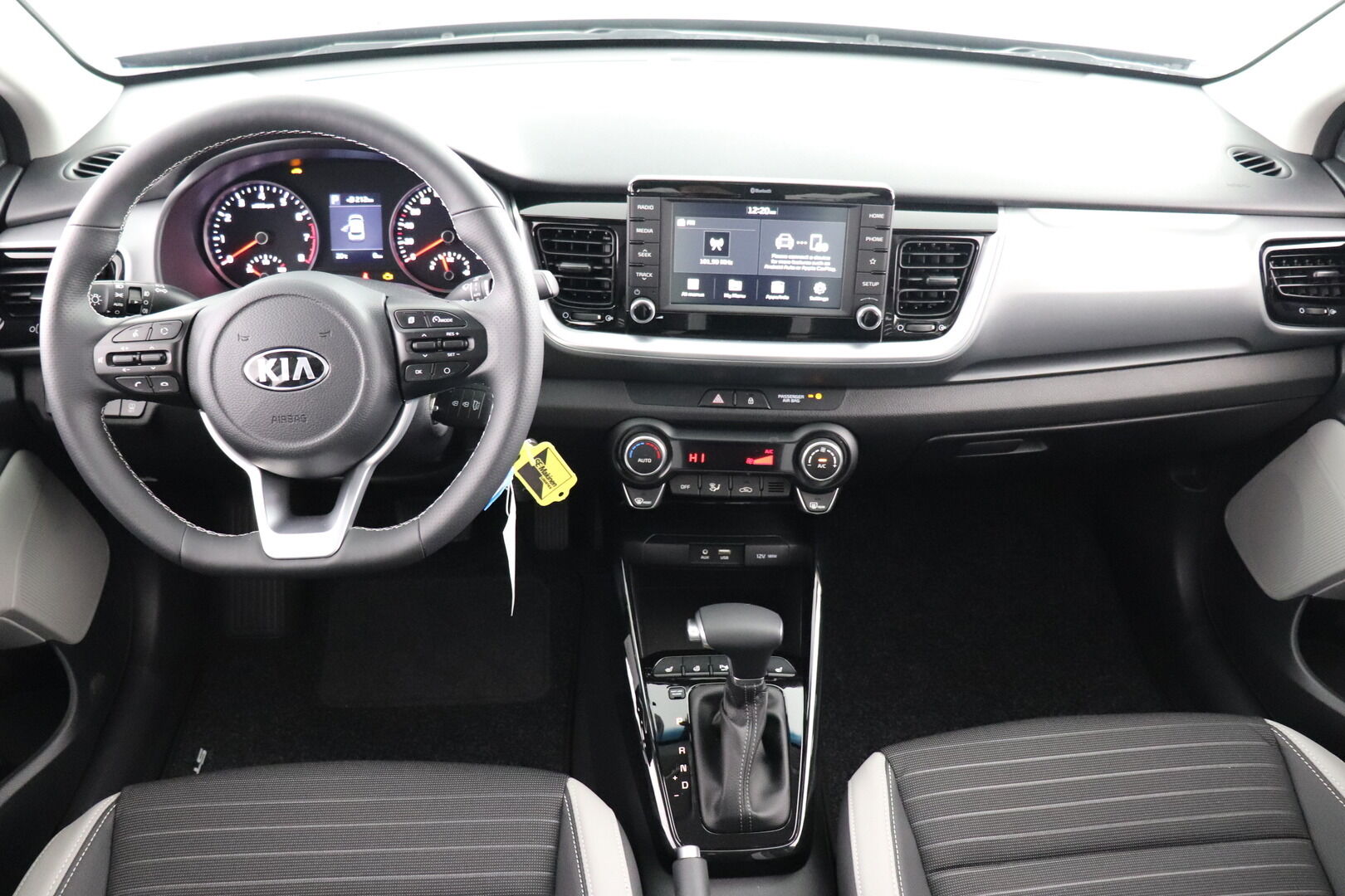 Kia Stonic iso kuva 8