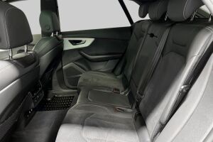 Audi Q8 esikatselu 10