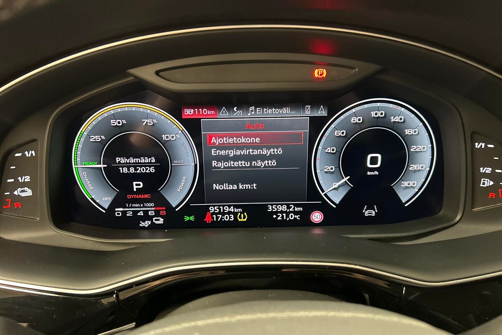 Audi Q8 iso kuva 14