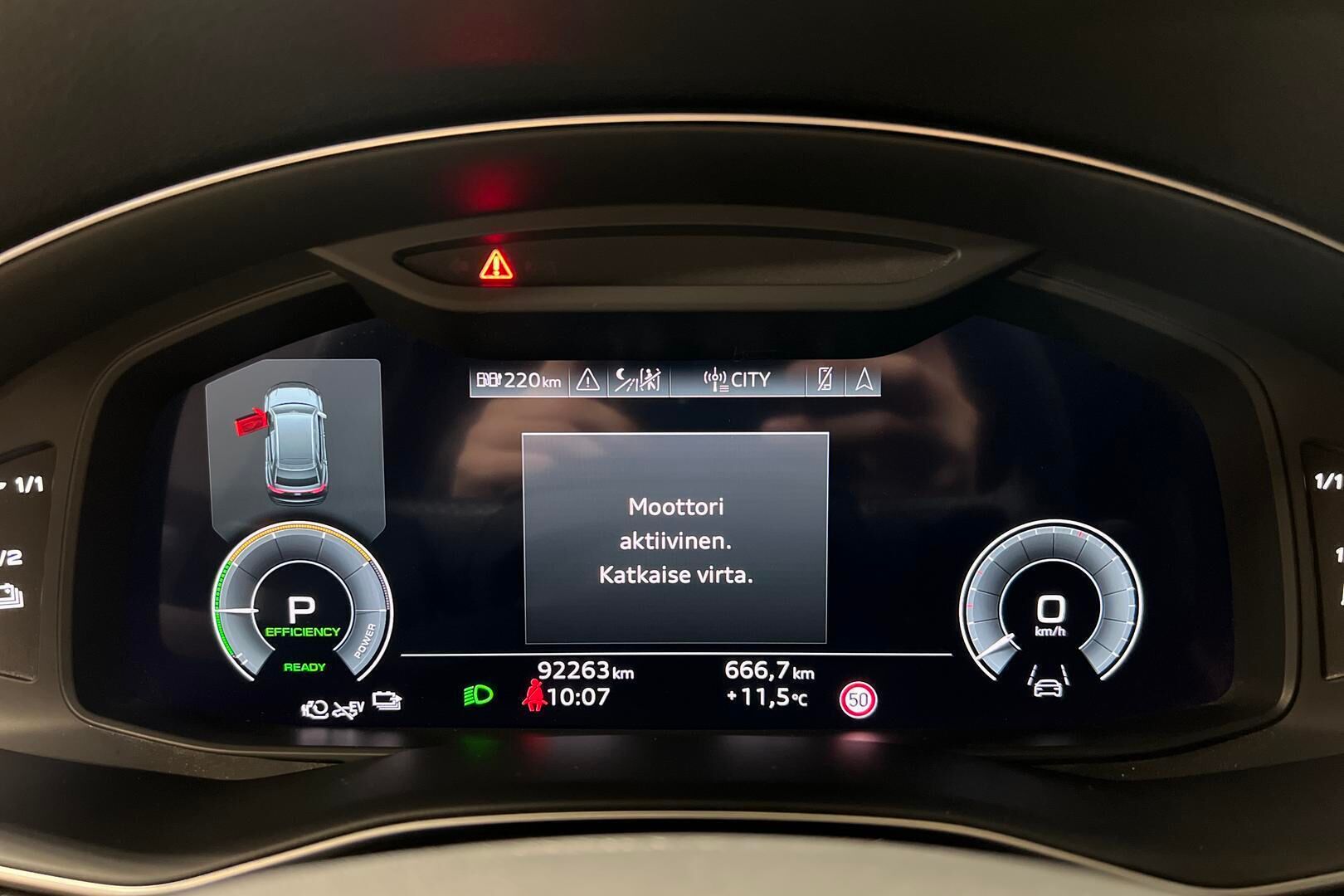 Audi Q8 iso kuva 16