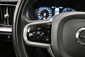 Volvo V60 esikatselu 18