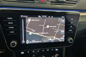 Skoda Superb esikatselu 15