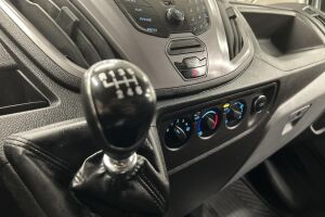 Ford Transit esikatselu 19