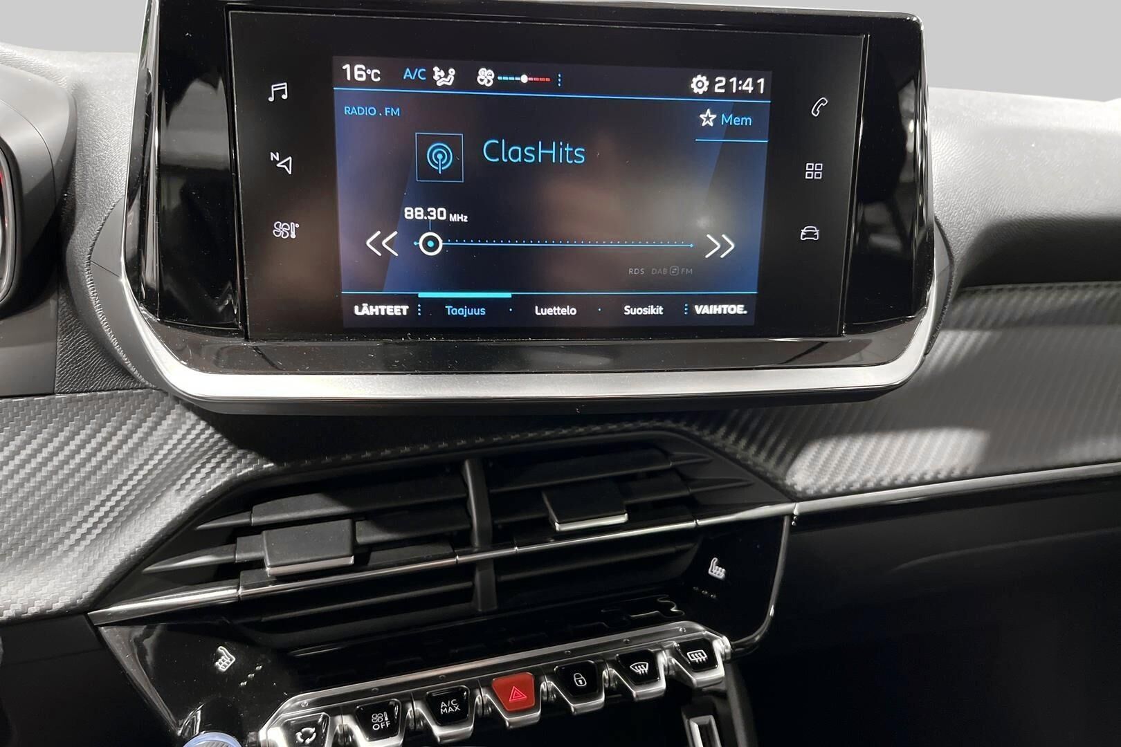 Peugeot 2008 iso kuva 14