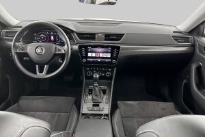 Skoda Superb esikatselu 11
