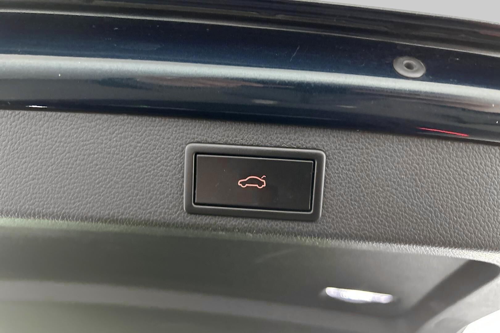 Skoda Superb iso kuva 14