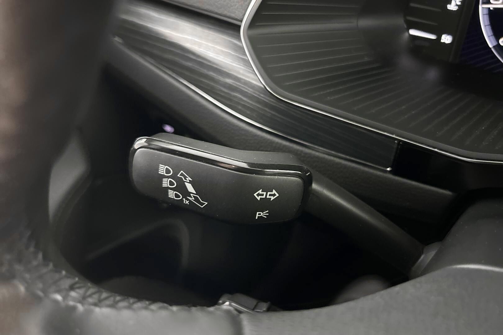 Skoda Superb iso kuva 21