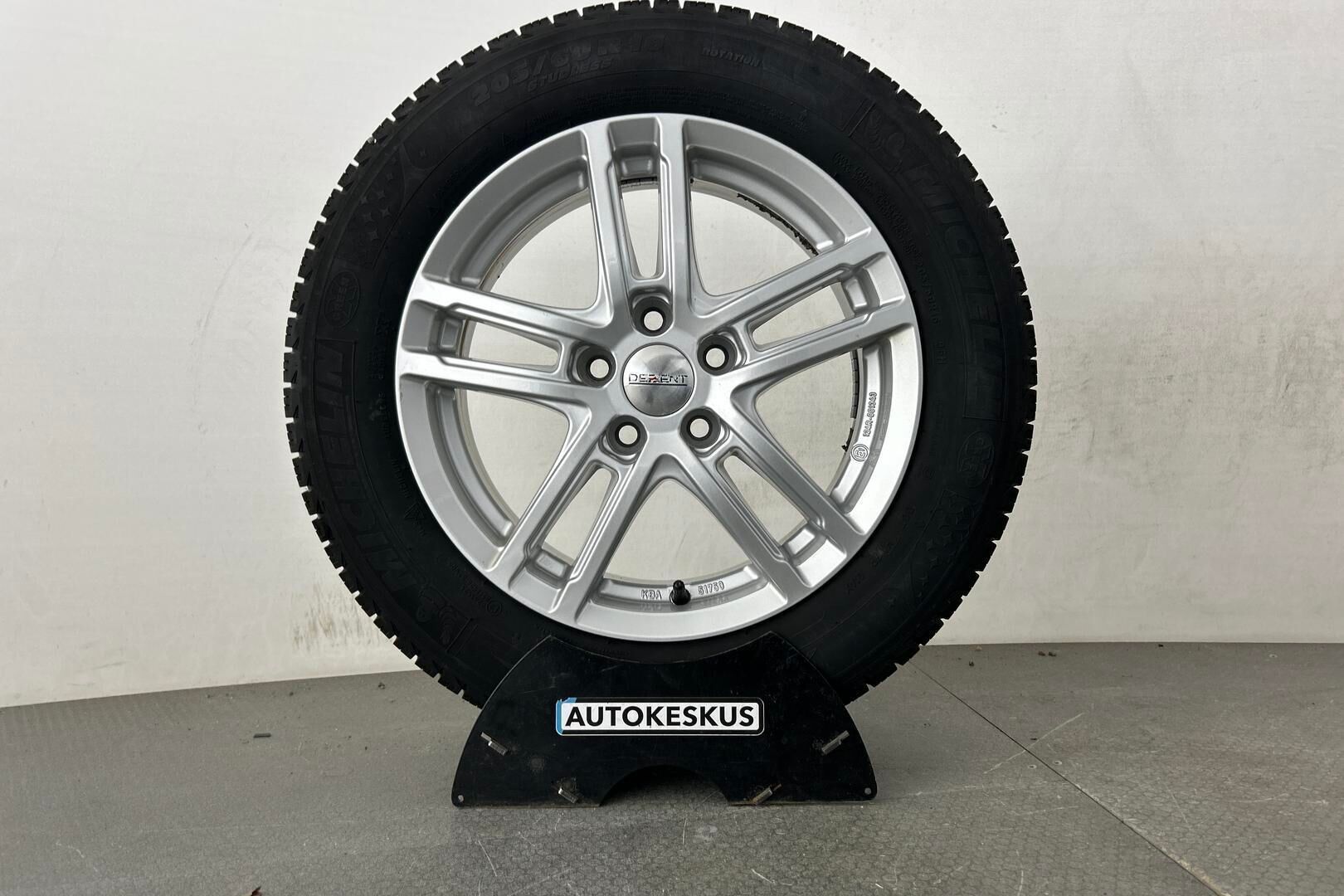 Ford Focus iso kuva 13