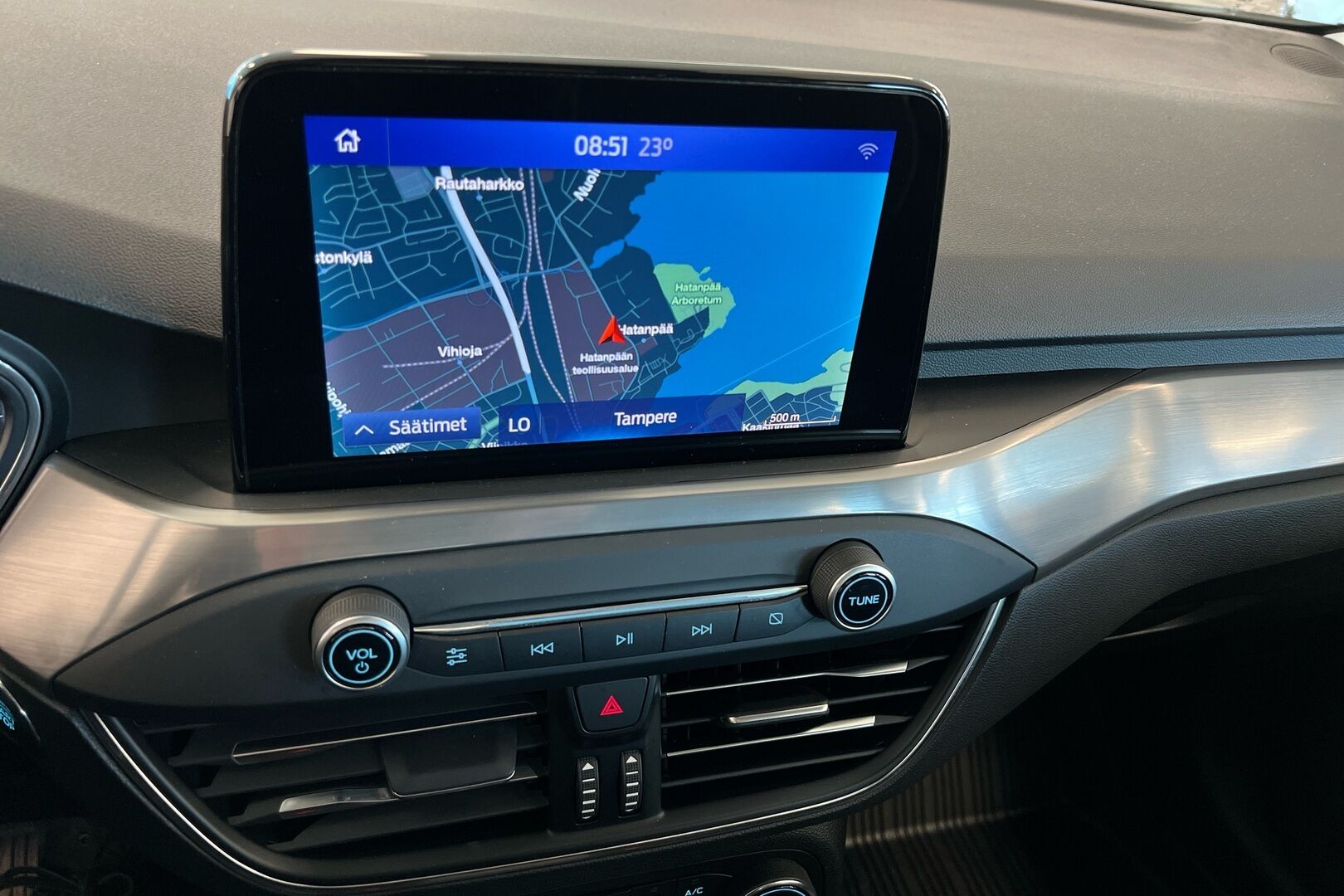 Ford Focus iso kuva 19