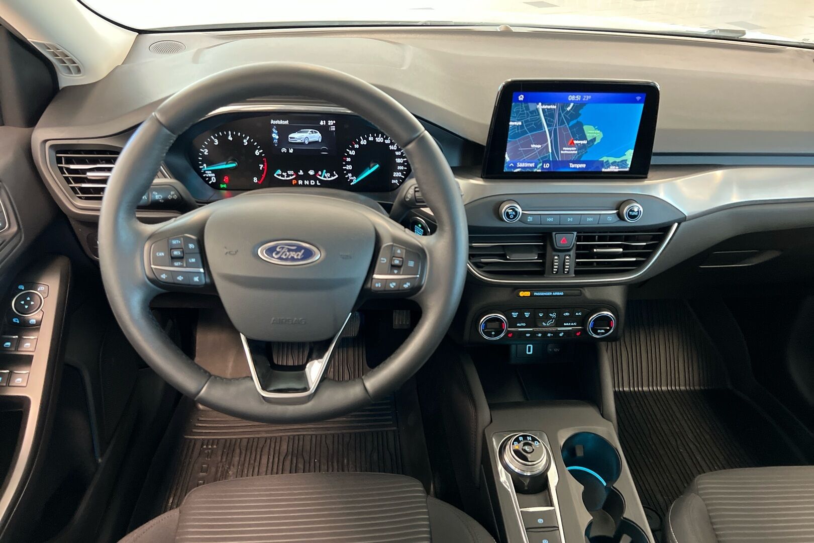 Ford Focus iso kuva 12