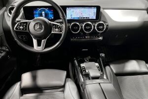 Mercedes-Benz B esikatselu 9