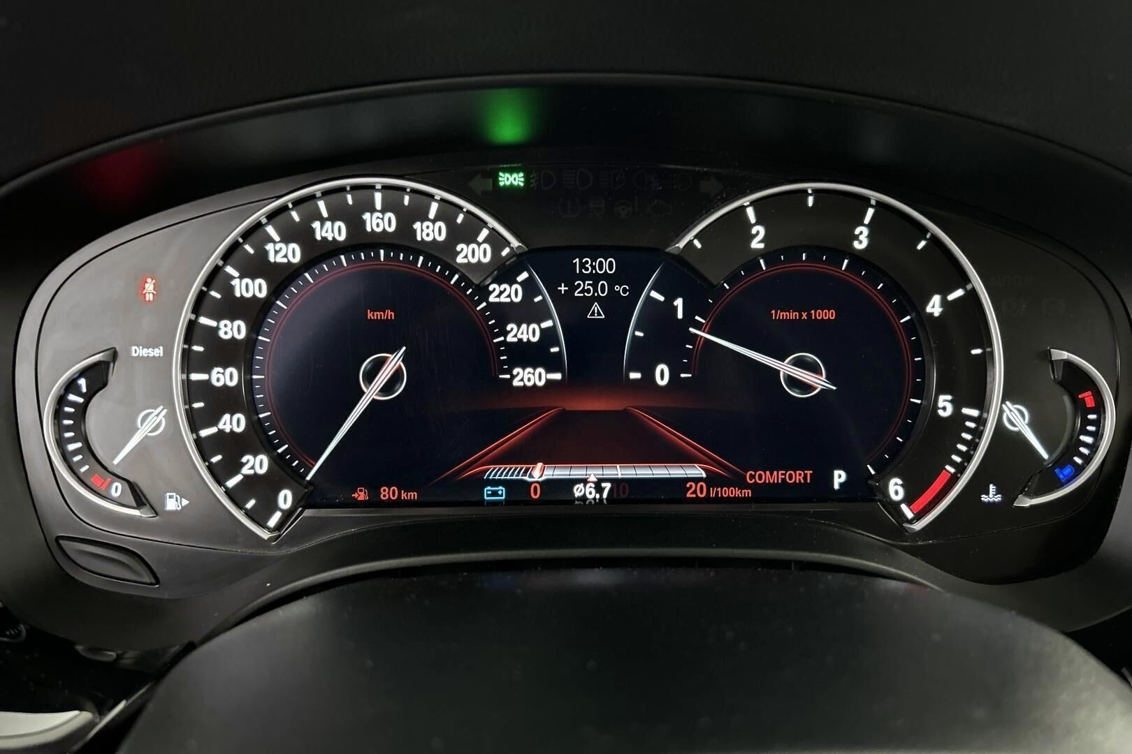 BMW 5-SARJA iso kuva 14