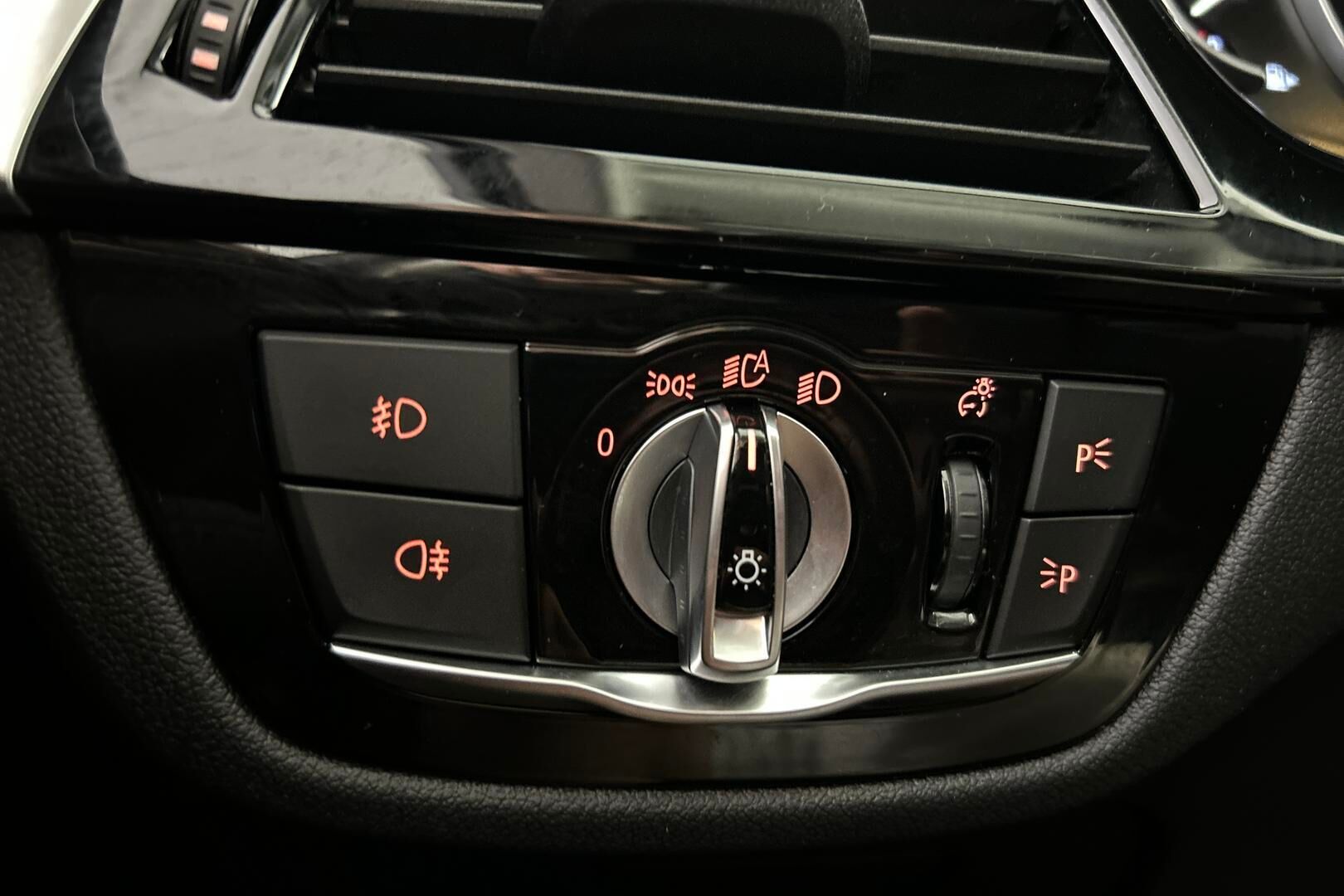 BMW 5-SARJA iso kuva 21