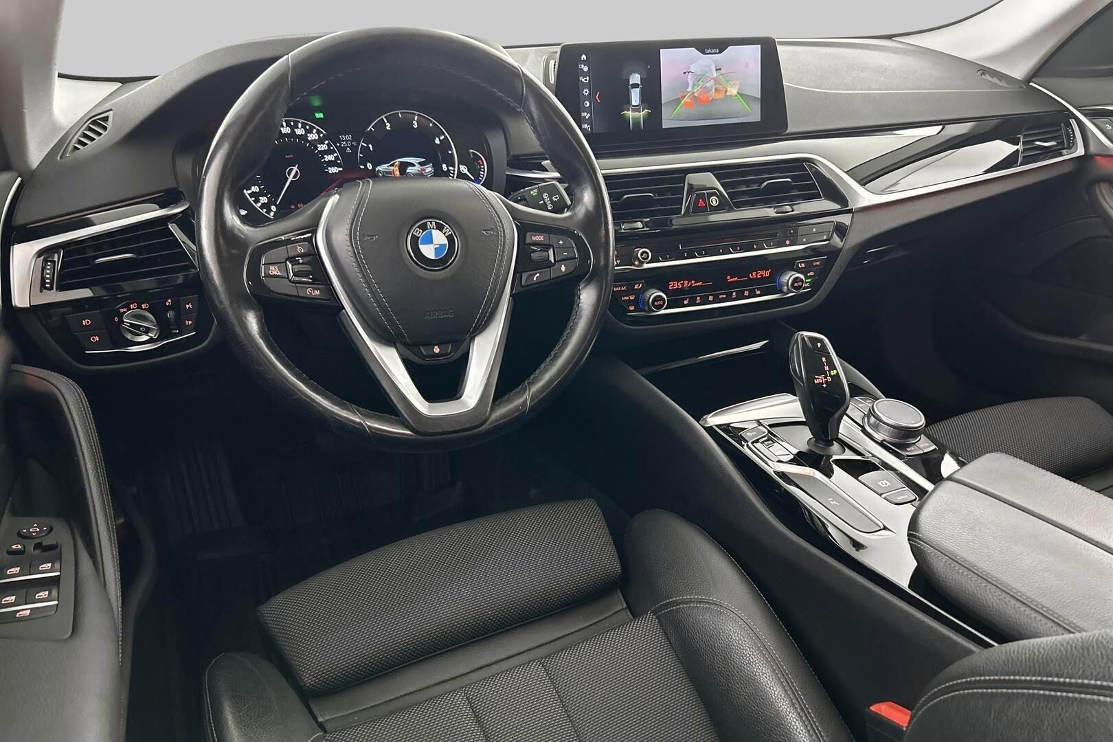 BMW 5-SARJA iso kuva 30