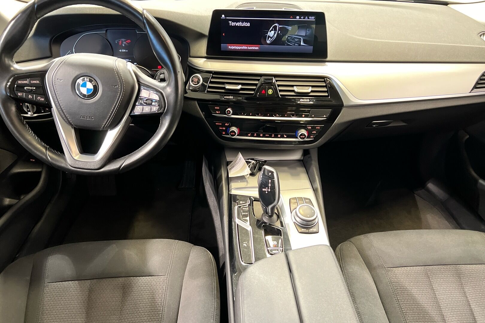 BMW 5-sarja iso kuva 11