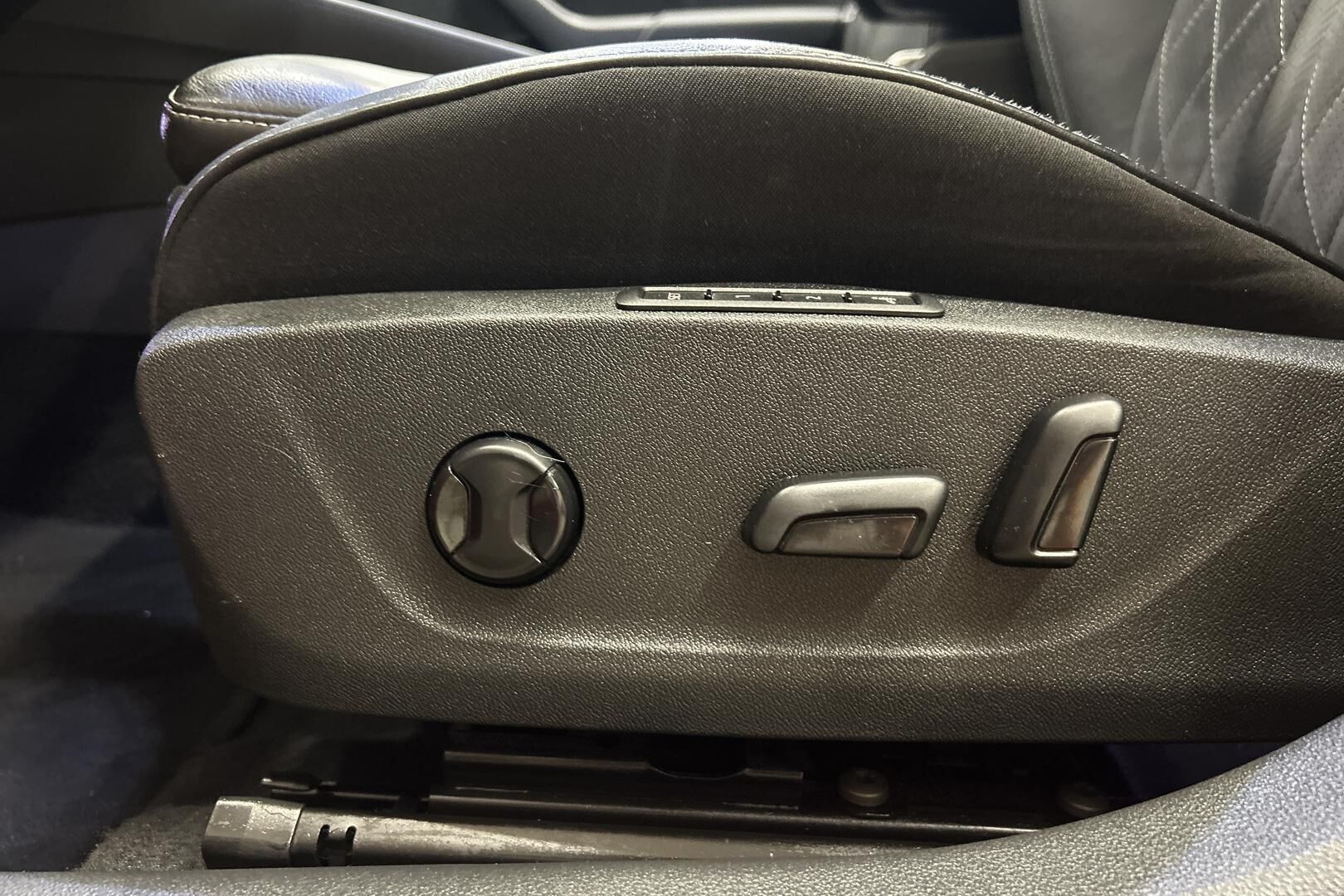 Skoda Octavia iso kuva 21