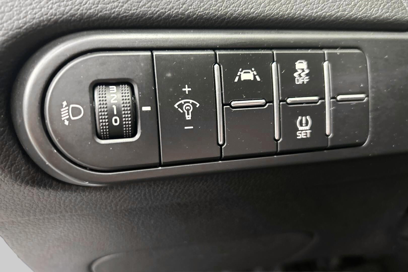 Kia XCeed iso kuva 10