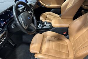 BMW X3 esikatselu 9