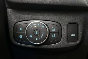 Ford Focus esikatselu 18