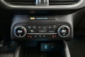 Ford Focus esikatselu 28