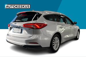 Ford Focus esikatselu 4