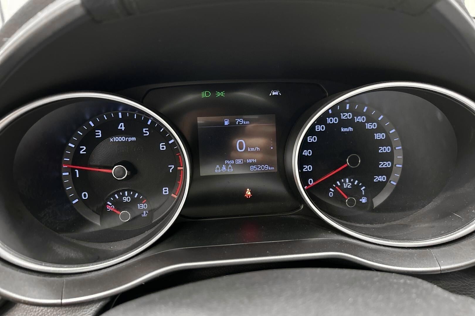 Kia Ceed iso kuva 13