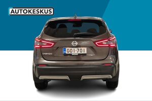 Nissan Qashqai esikatselu 1
