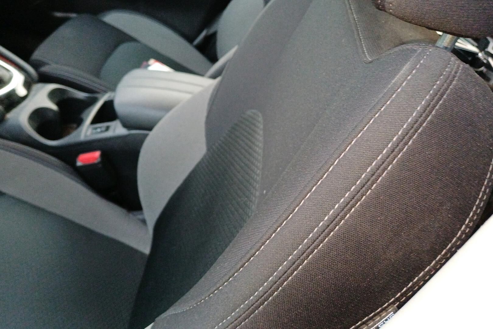 Nissan Qashqai iso kuva 9