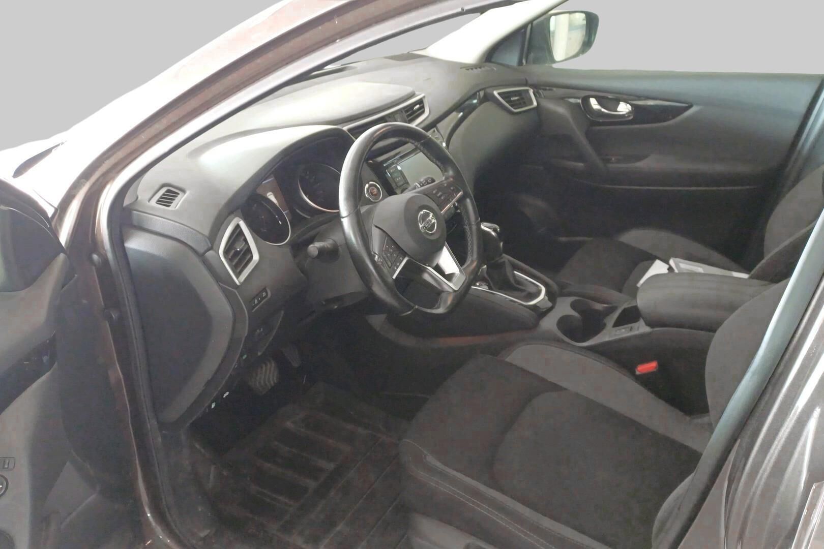 Nissan Qashqai iso kuva 2