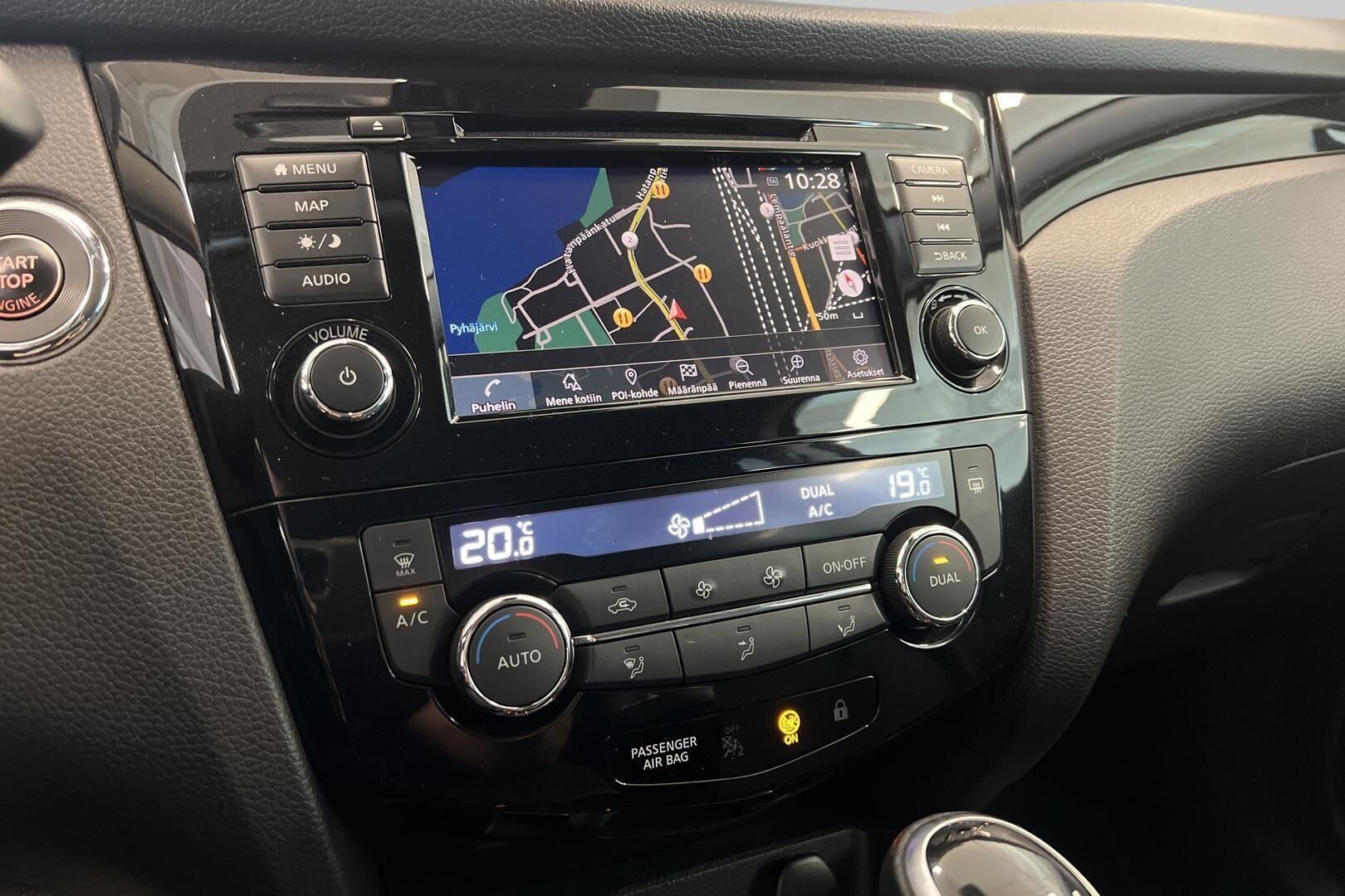 Nissan Qashqai iso kuva 14