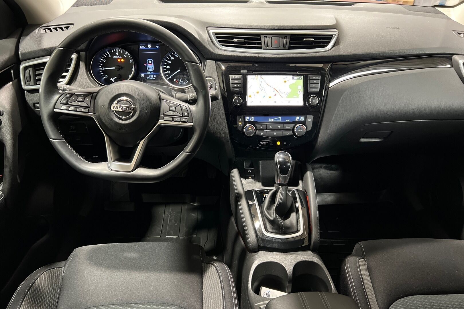 Nissan Qashqai iso kuva 1