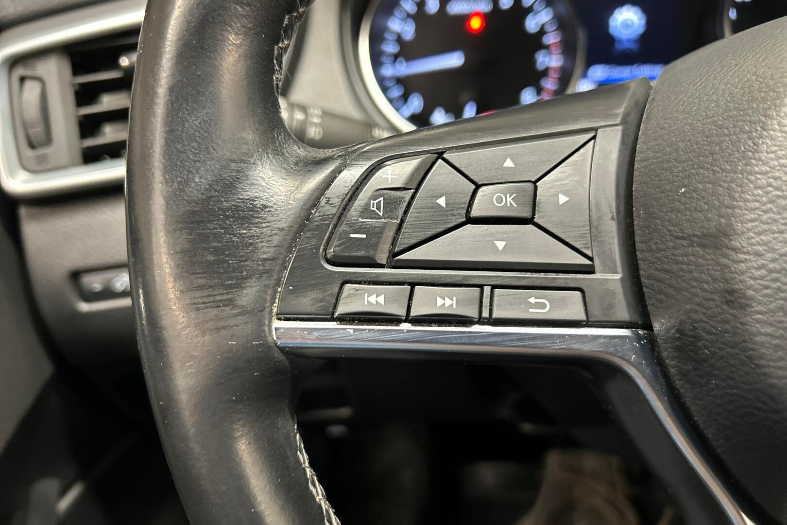 Nissan Qashqai iso kuva 19