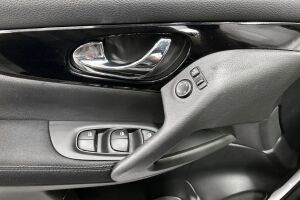 Nissan Qashqai esikatselu 21
