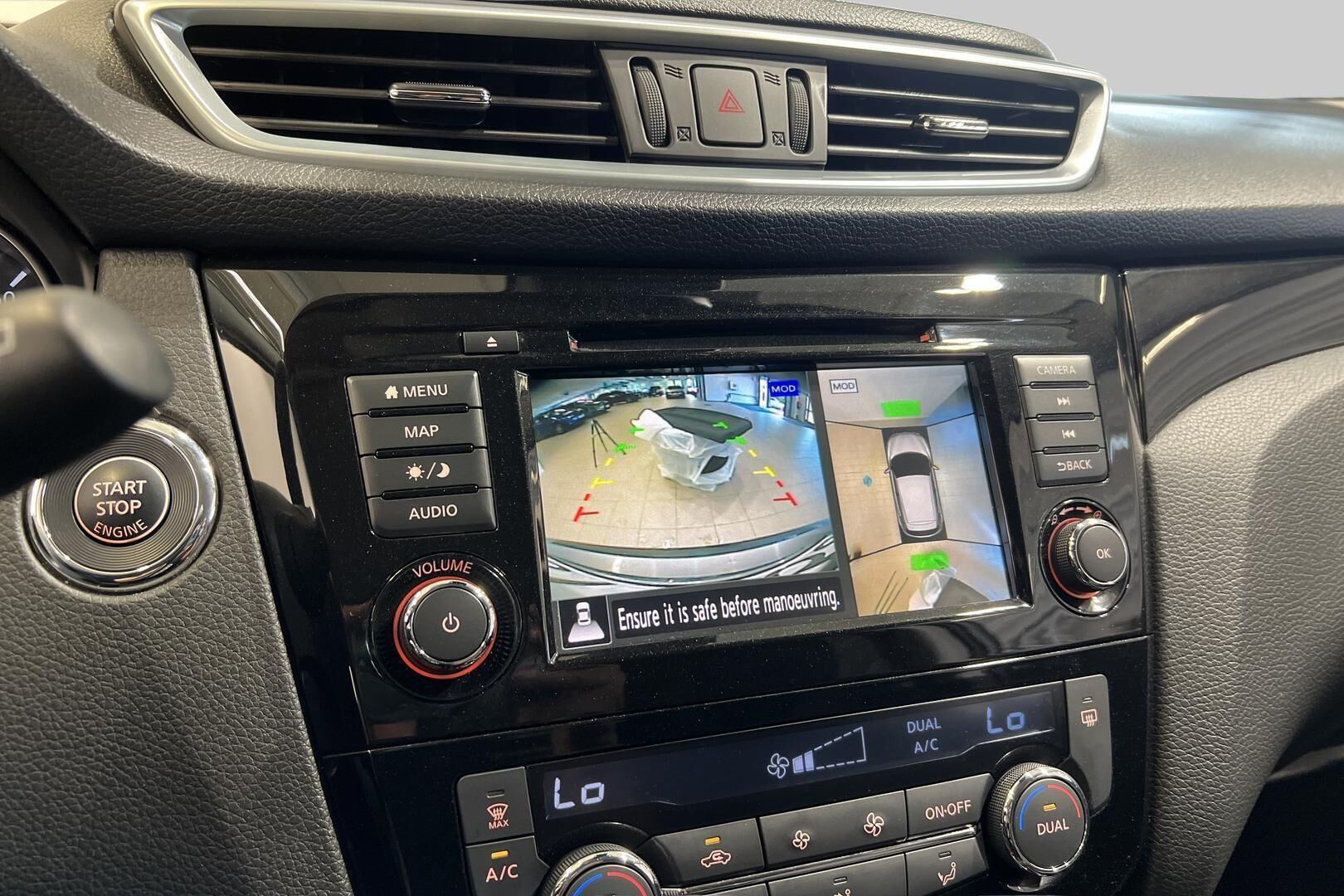Nissan Qashqai iso kuva 16