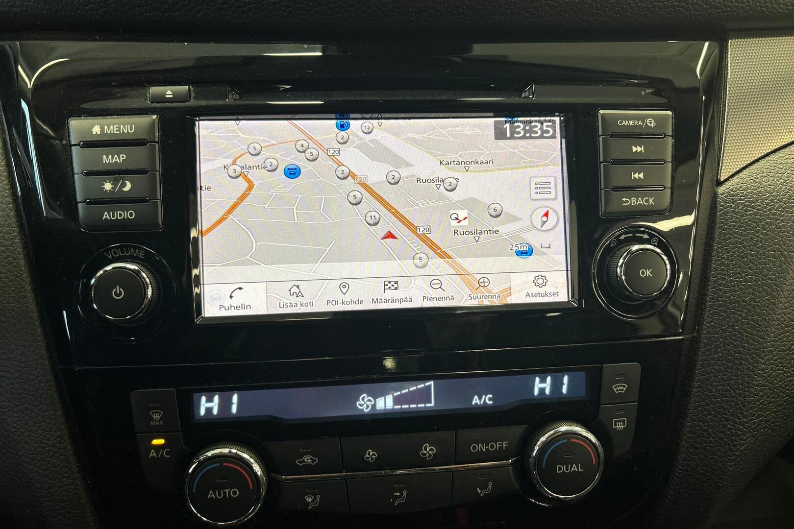 Nissan Qashqai iso kuva 8